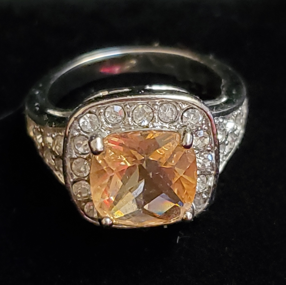 Peach color costume ring